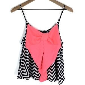 RUE21 Crop Top Cami Neon Bow Chevron Spaghetti Strap Pink Black White Y2K Medium